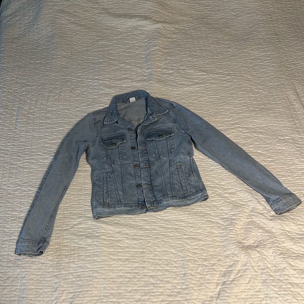 H&M jean jacket size XS